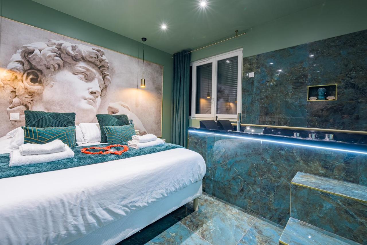 Le Musee D'Aphrodite / Jacuzzi Montgeron Exteriér fotografie